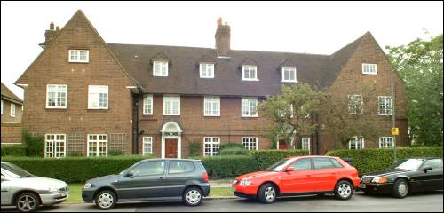 15-17 Heathgate